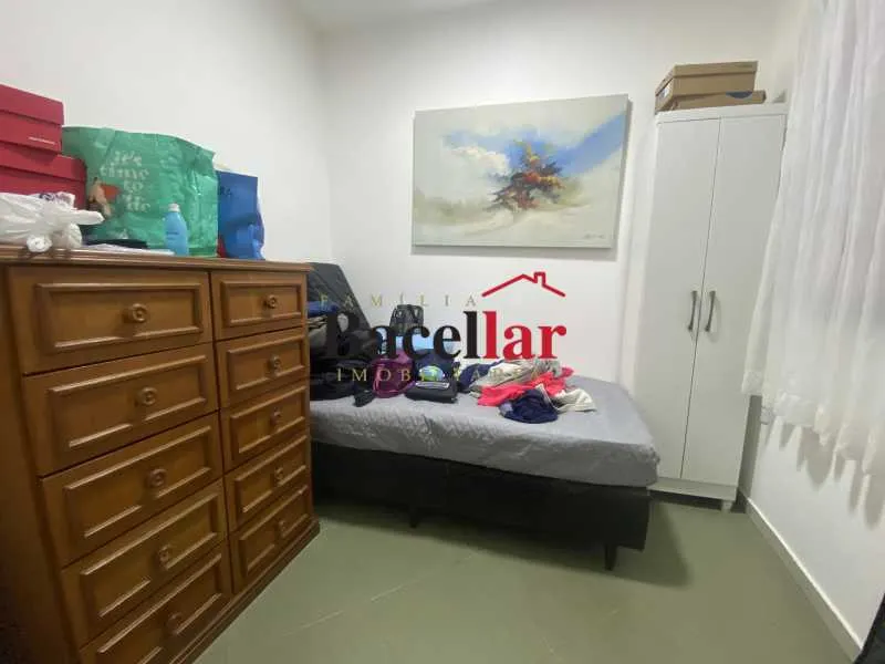 Furnished apartment with open-plan kitchen and 3 bedrooms — photo 23