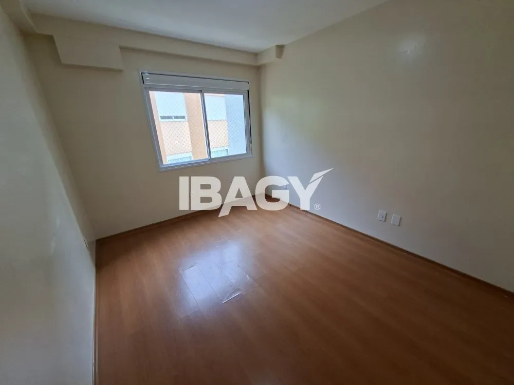 Apartamento com 3 dormitórios, 1 suíte e 130 m² — photo 12