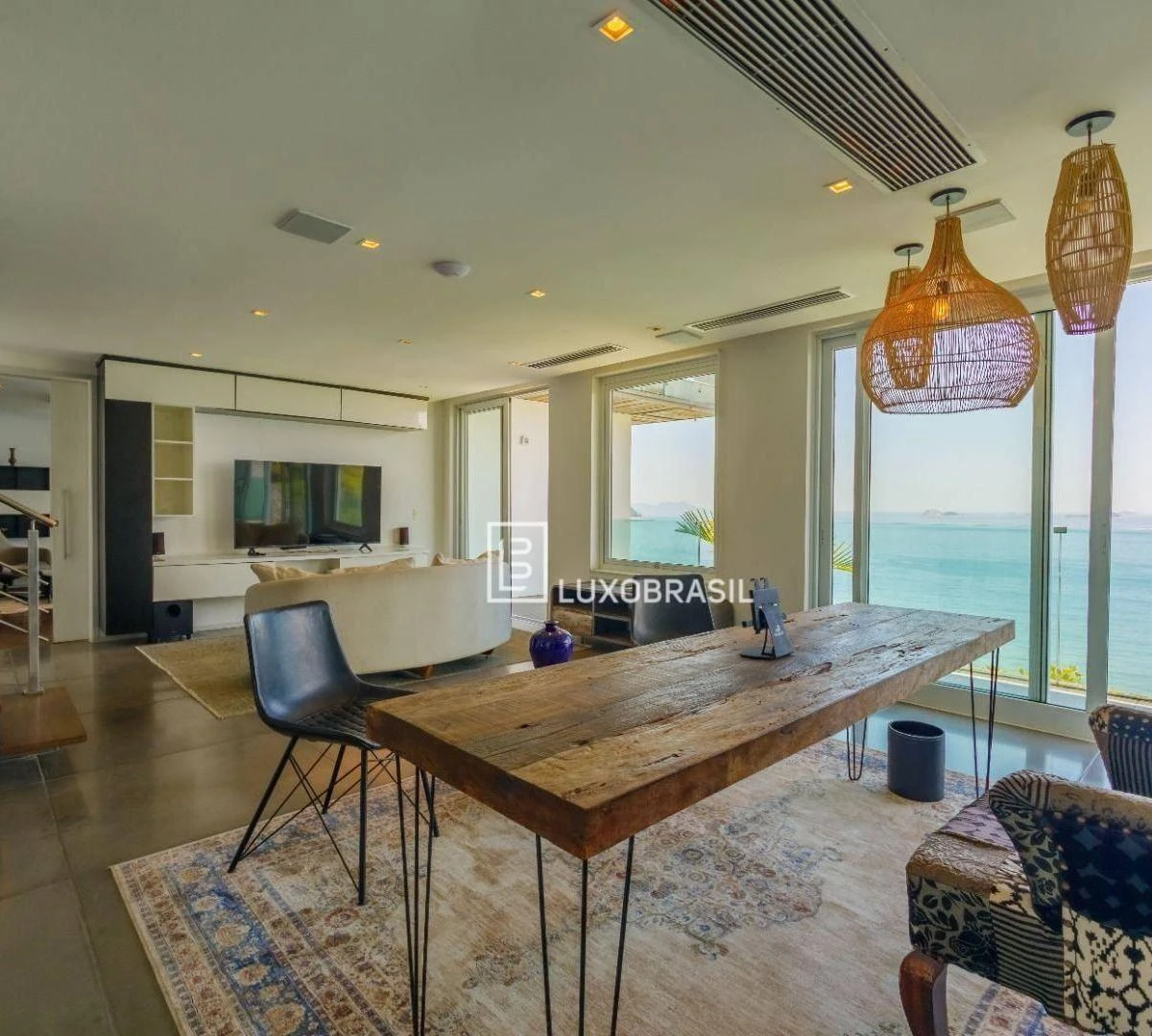 Furnished 800 m² house with 5 en-suite bedrooms — photo 23