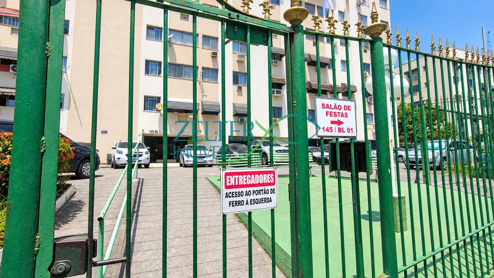 Квартира з 2 спальнями, у будинку є басейн — photo 17
