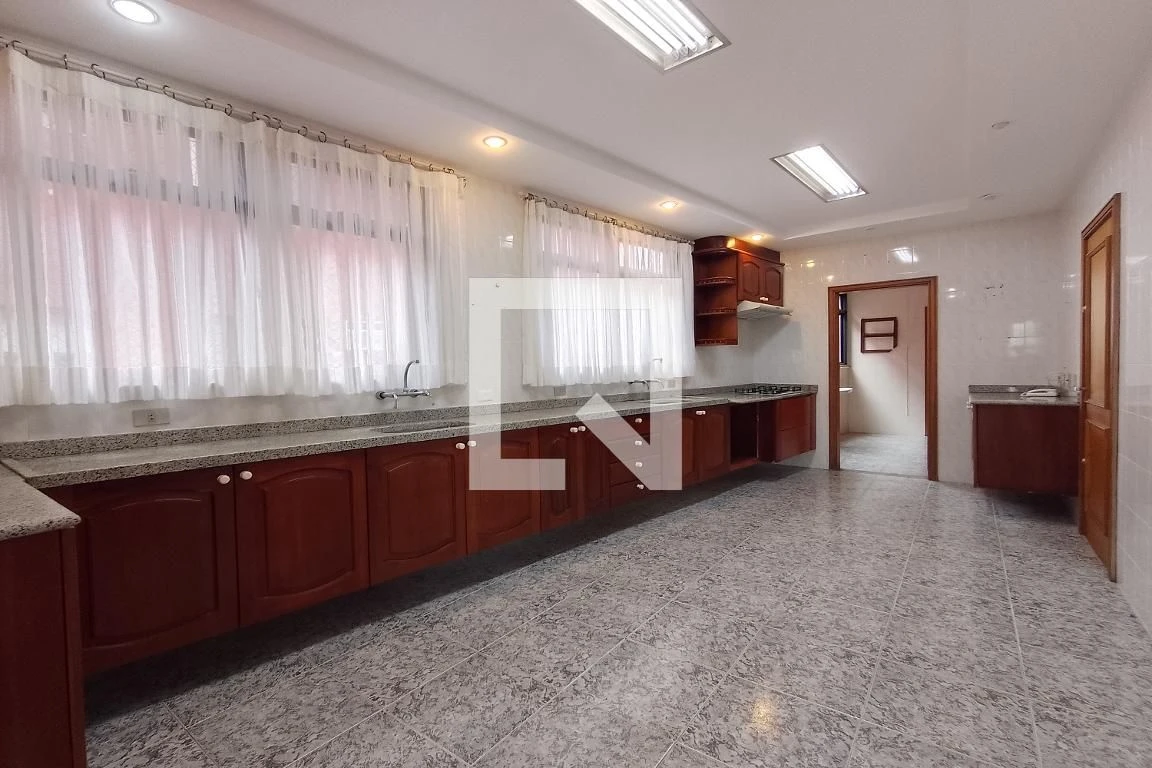 4-bedroom apartment with a water view in Rio de Janeiro — photo 2