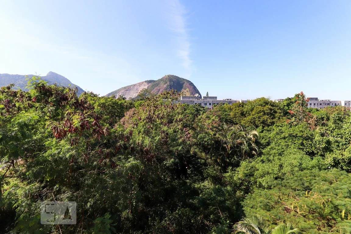 Apartamento para alugar com 3 quartos e vista das montanhas — photo 17
