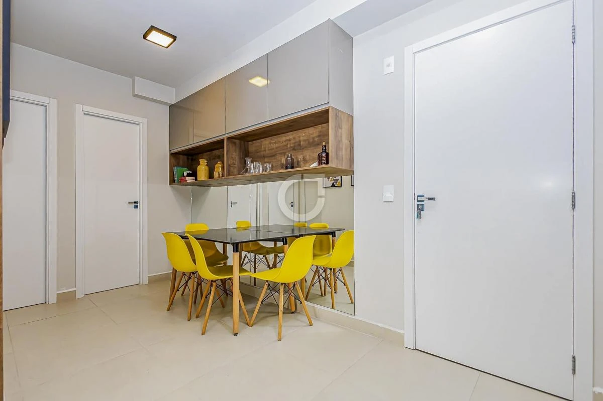Apartment with 2 bedrooms and an open-plan kitchen — photo 12