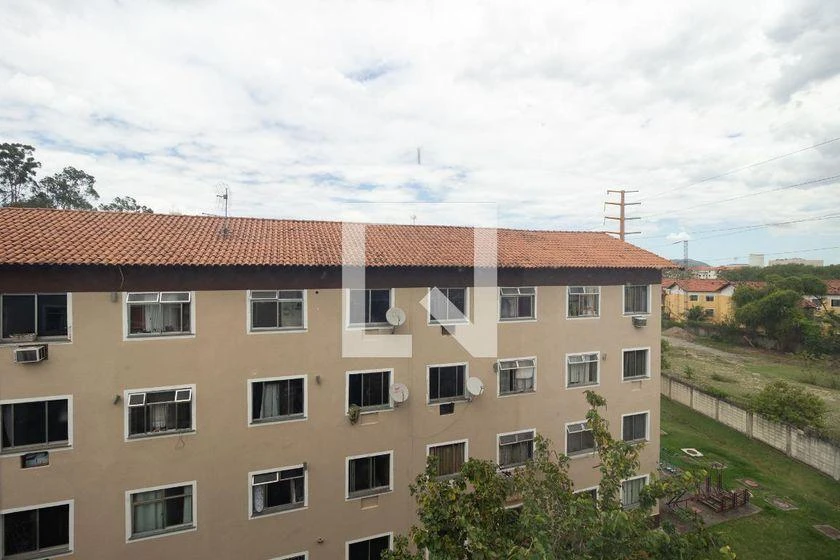 Apartamento de 2 dormitorios con balcón, 50 m² — photo 31