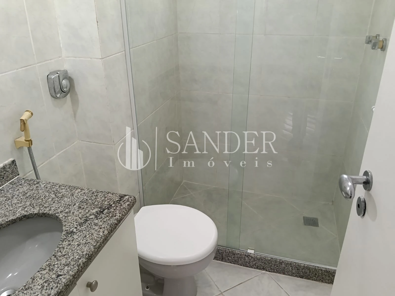 3-bedroom apartment, 1 with its own bathroom, 90 m² — photo 7