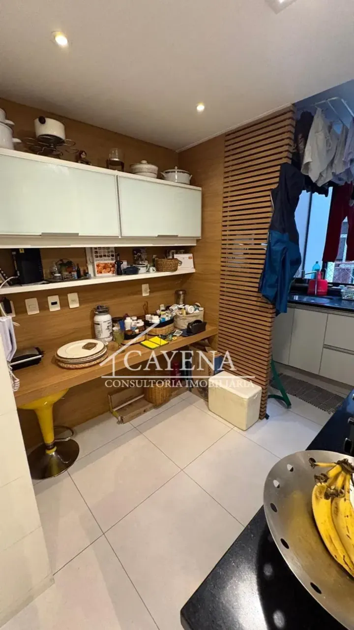 Furnished 3-bedroom apartment with a gas stove — photo 10