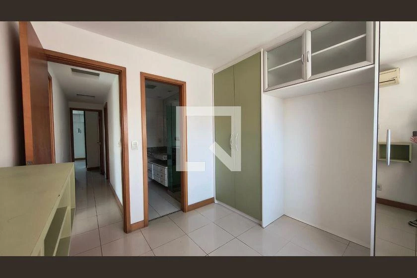 Apartment with 3 en-suite bedrooms and 5 bathrooms, 177 m² — photo 35