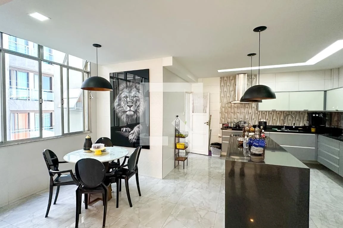 Furnished apartment, 144 m², with a walk-in closet — photo 32