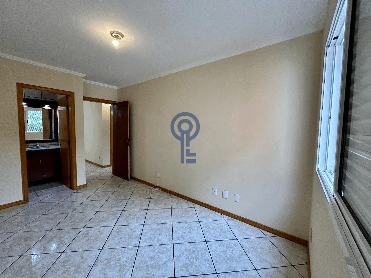 3-bedroom apartment with balcony, 1 en-suite and parking on 2nd — photo 9