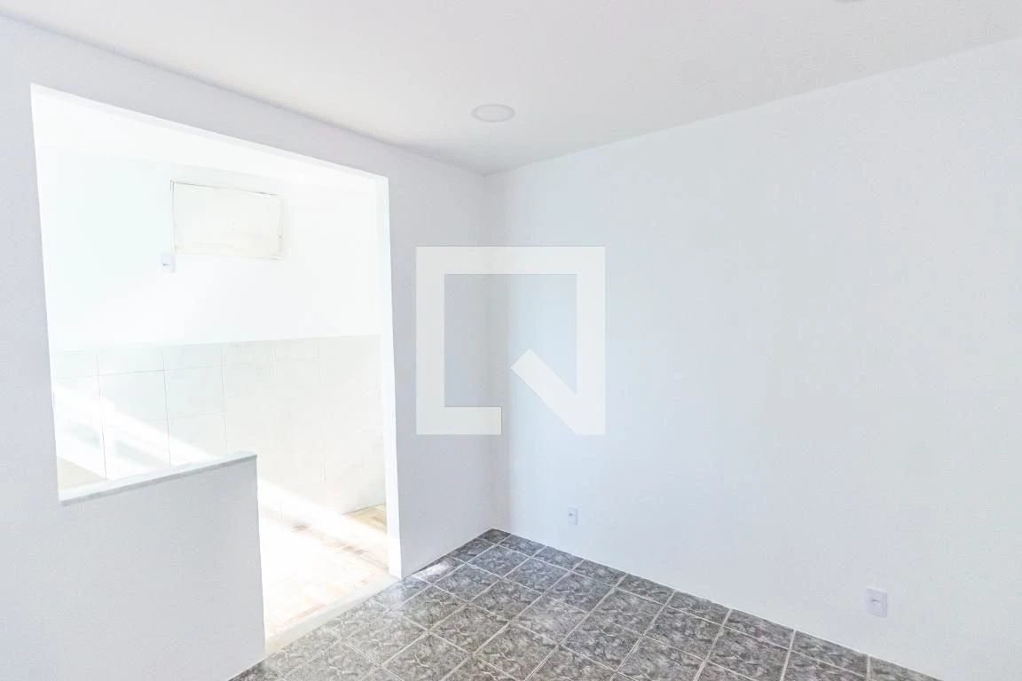 Estudio sin amueblar con 1 dormitorio y 1 baño — photo 16