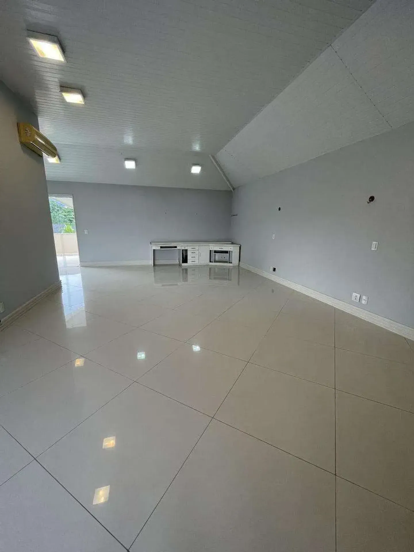 Casa de condomínio com 4 quartos e 5 banheiros — photo 37