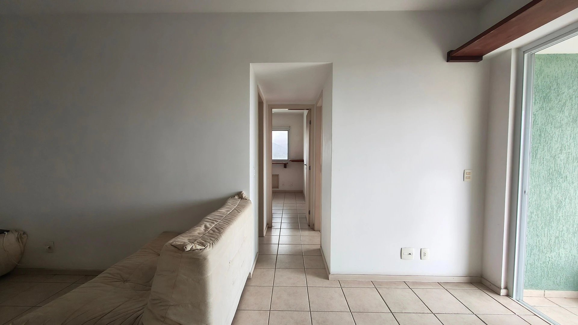 2-bedroom apartment in a building with a sauna — photo 31