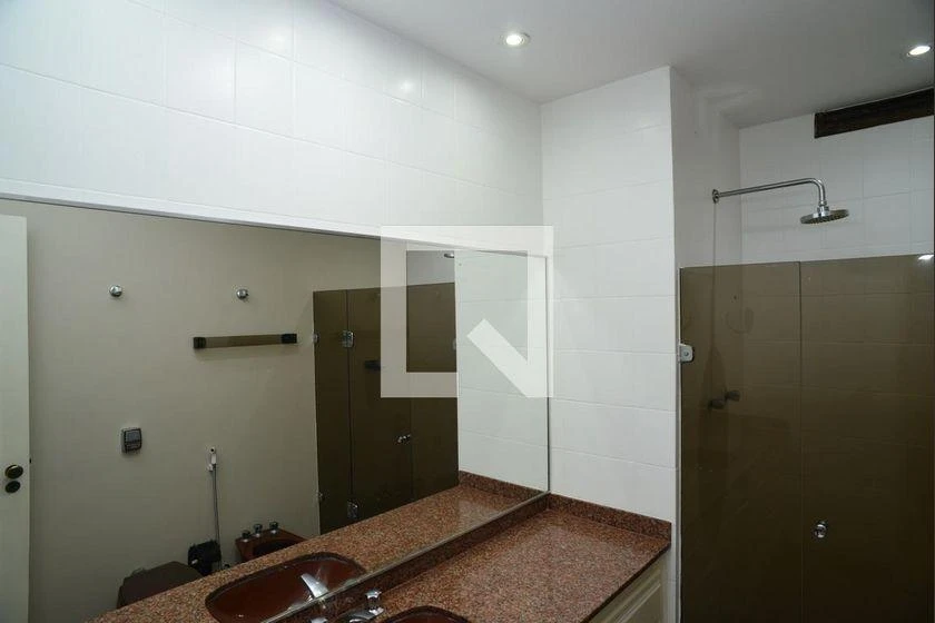 Apartamento para aluguel com 3 quartos e varanda de vidro — photo 28