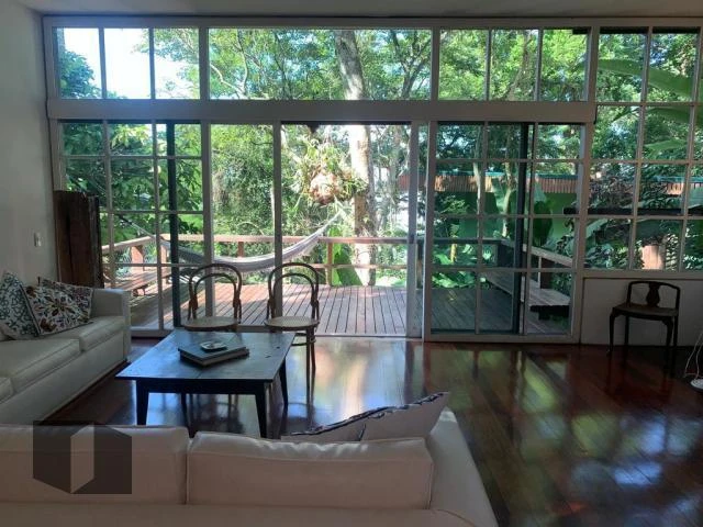 Casa com 4 quartos e varanda, estilo rústico — photo 6