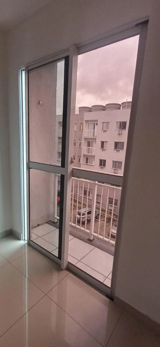 Квартира з 2 спальнями, балконом і 1 паркомісцем — photo 14