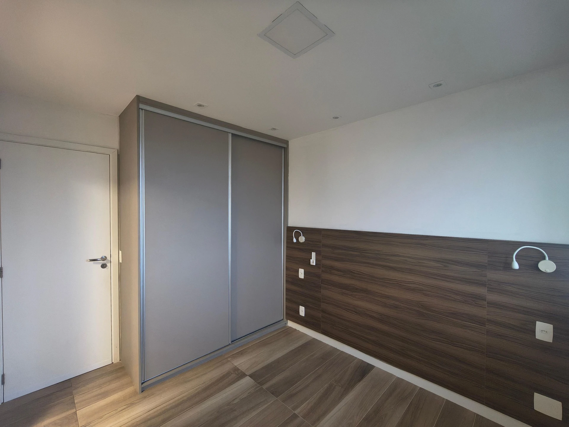 Apartamento mobiliado com 2 quartos e 3 banheiros — photo 18