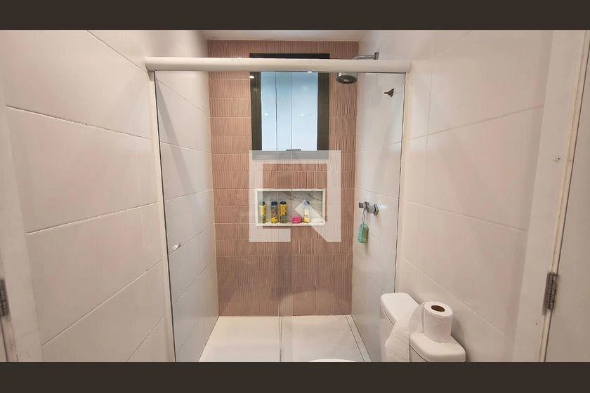 5-bedroom house with a bathtub in Rio de Janeiro — photo 27