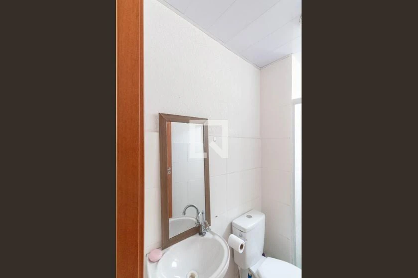 Home office in a 2-bedroom apartment, 42 m² — photo 10