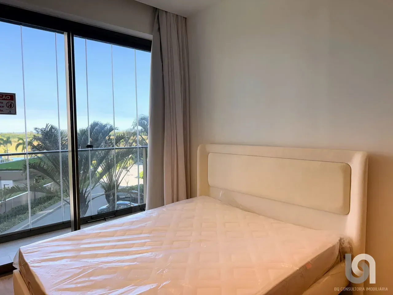 Apartamento com 4 dormitórios e 5 banheiros, 231 m² — photo 15
