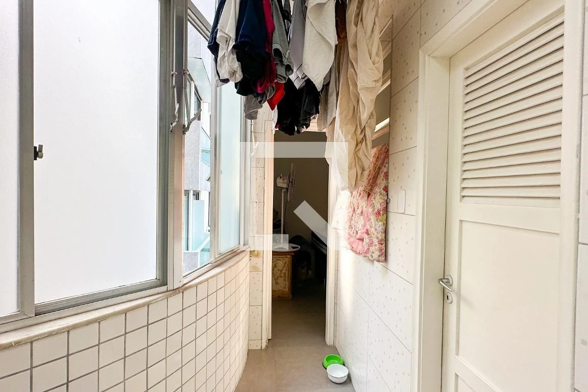 Furnished apartment, 144 m², with a walk-in closet — photo 54