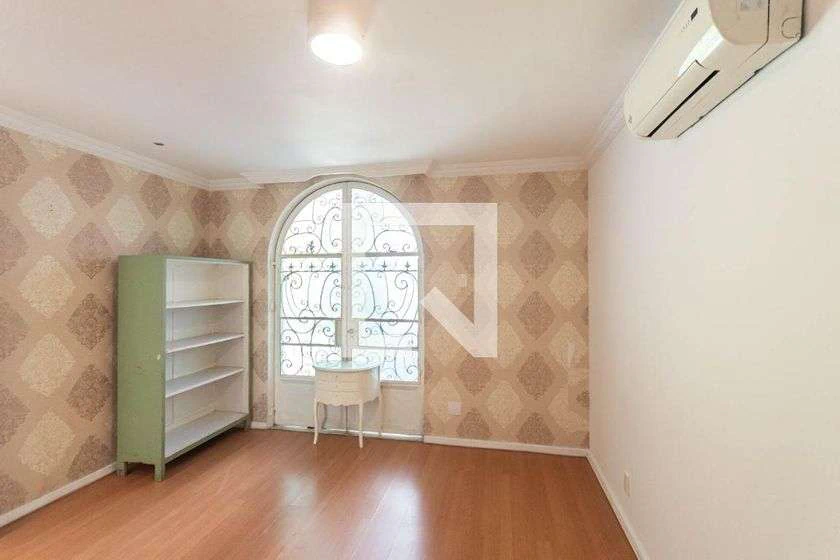 4-bedroom house for rent with private garden and balcony — photo 22