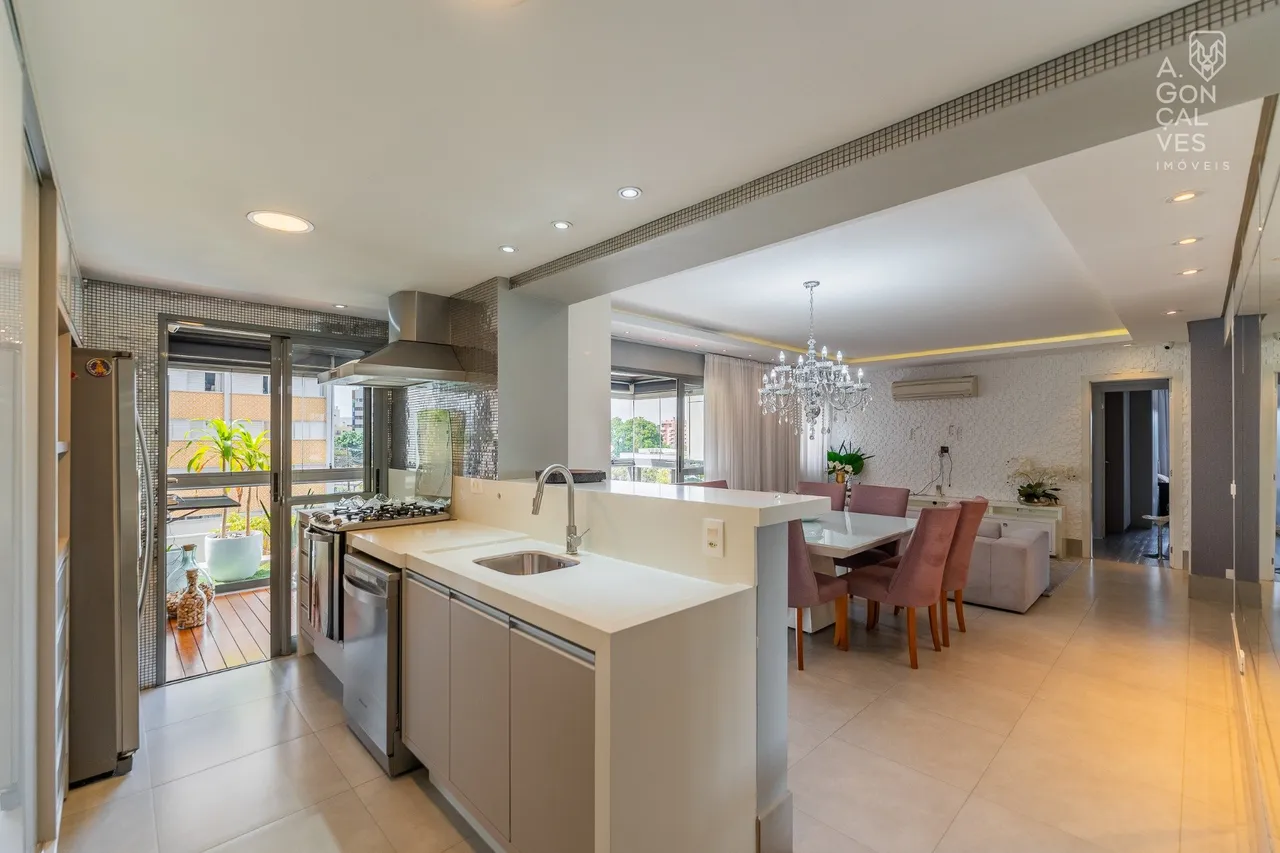 Apartamento mobiliado de 167 m² com 3 dormitórios — photo 9