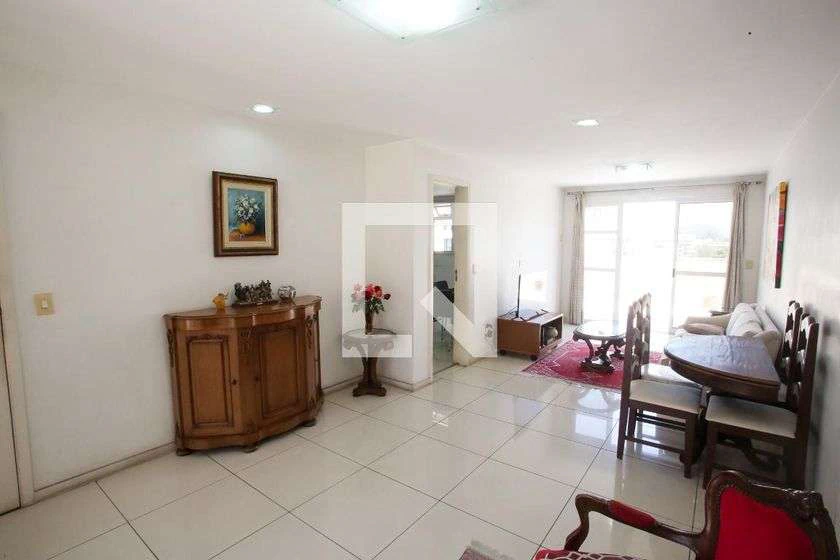 Apartamento sin amueblar de 4 dormitorios con jardín privado — photo 16