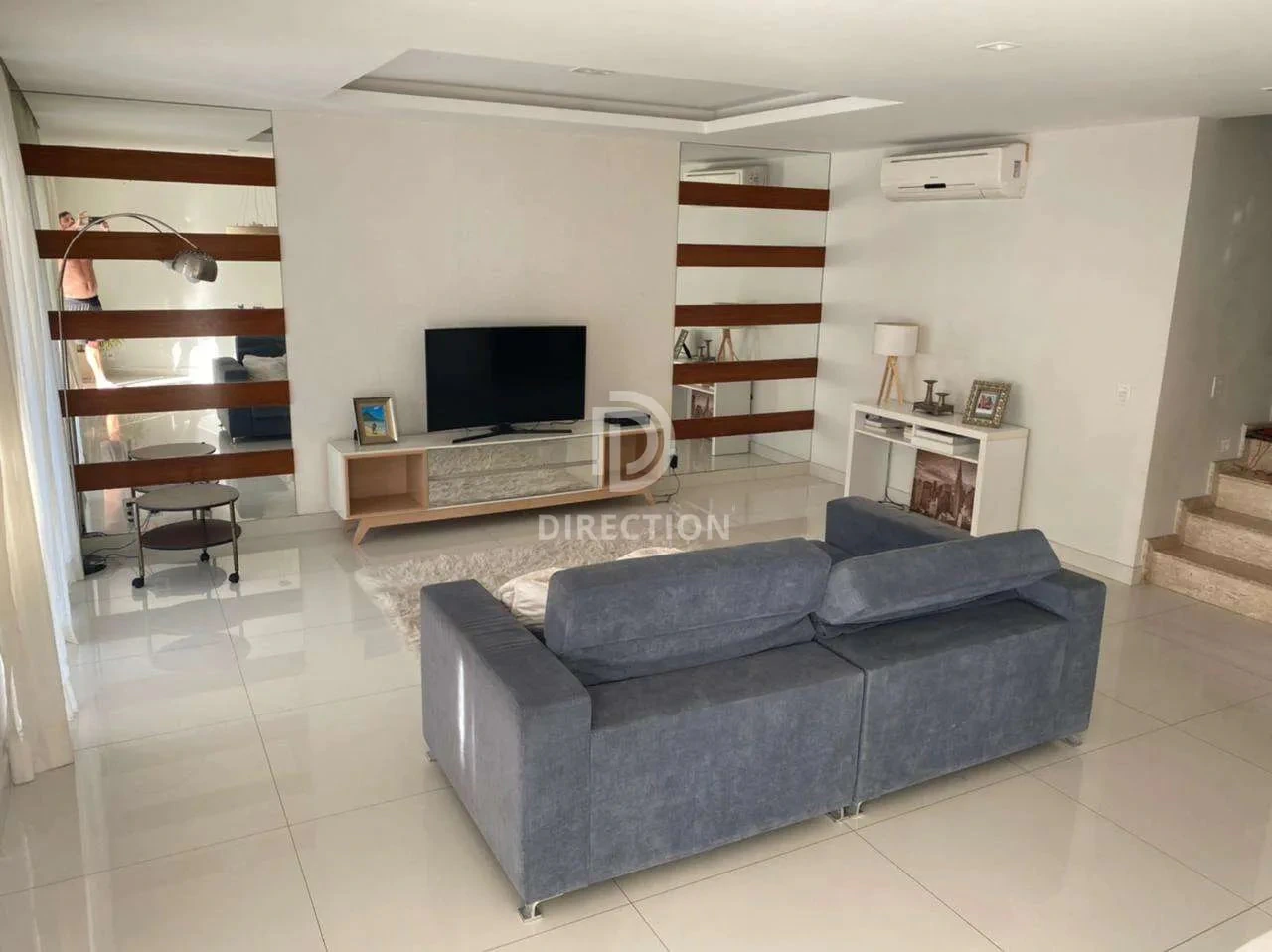 4 quartos e banheira: casa de 300 m² — photo 7