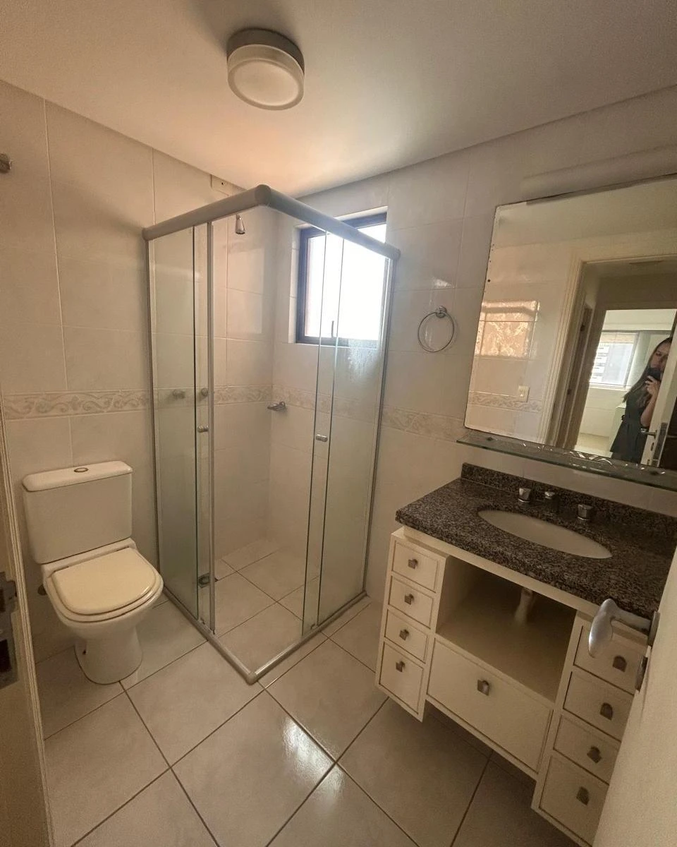 3-bedroom apartment with a home office in Curitiba — photo 31