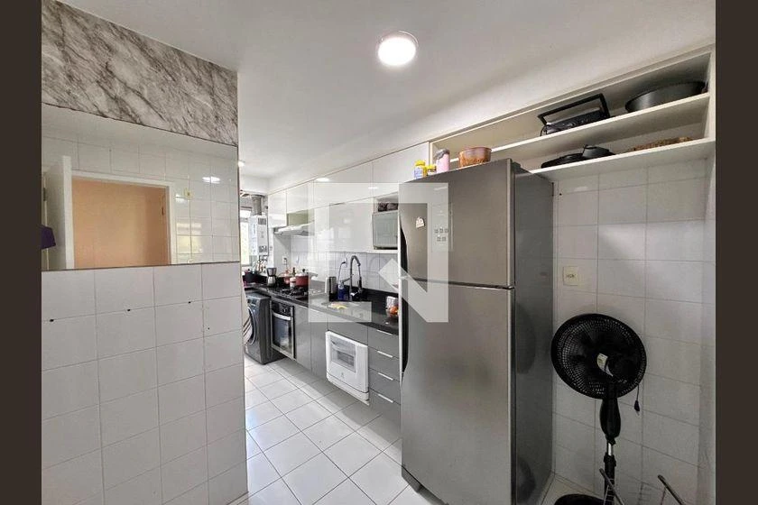 Rental apartment with 3 bedrooms, balcony 94 m² — photo 32