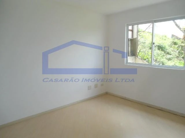 Balcony with a grill in a 3-bedroom apartment, 160 m² — photo 16