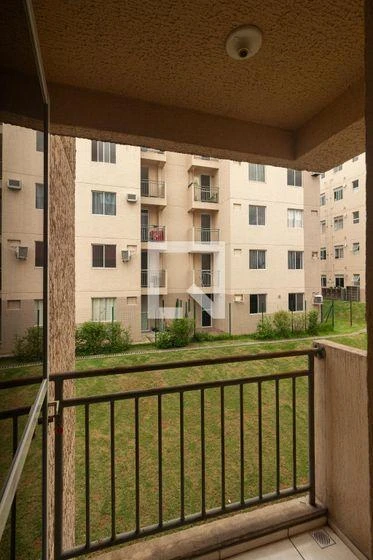 2-bedroom apartment in a building with a pool