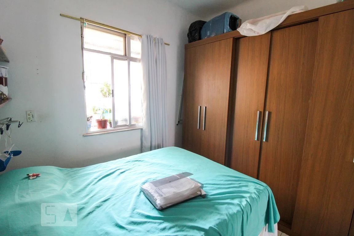 Furnished 2-bedroom apartment with balcony and laundry area — photo 29