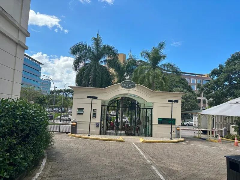 Apartamento sem mobília com cozinha americana a gás — photo 10