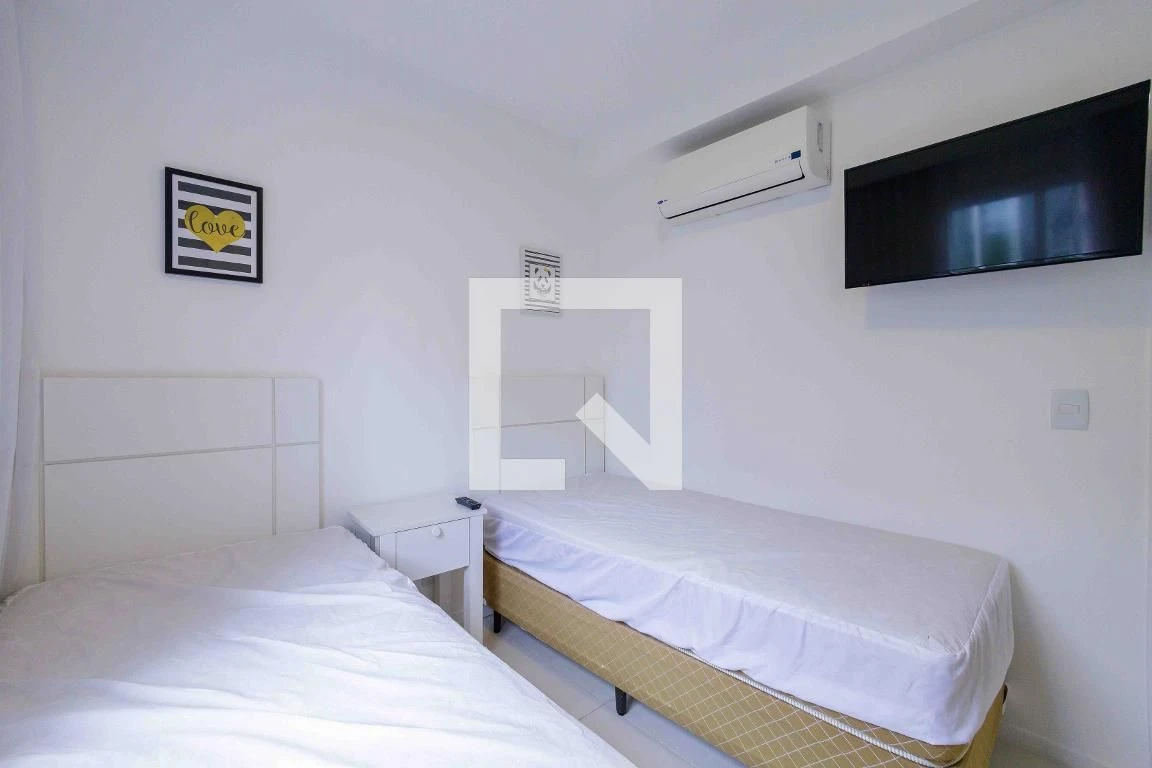 2-bedroom apartment with a private BBQ — photo 11
