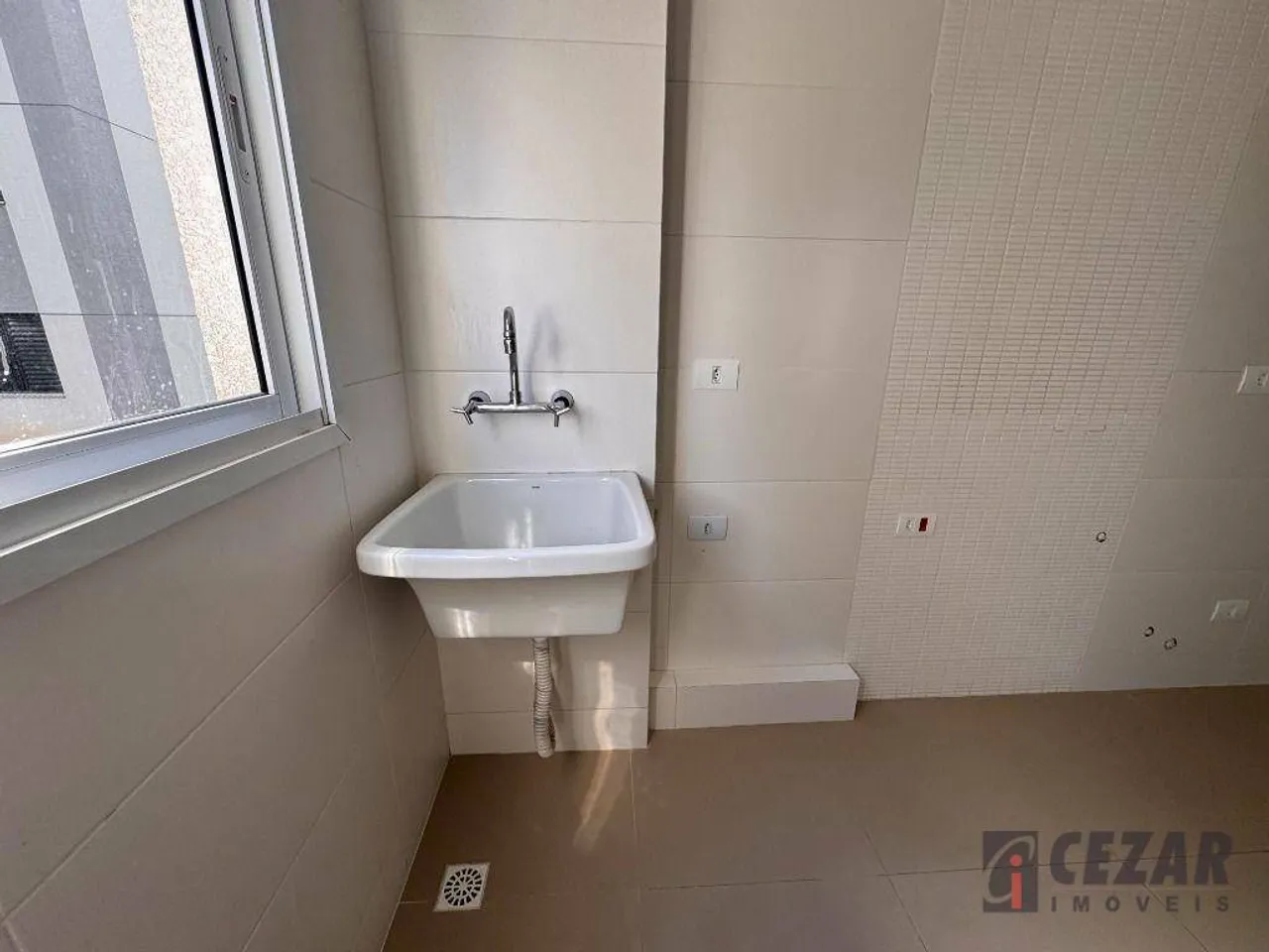 3-bedroom apartment with balcony and built-in grill — photo 19