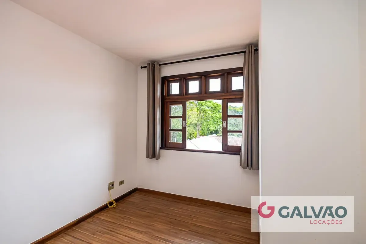 Ванна та 3 спальні: будинок 210 м² — photo 28