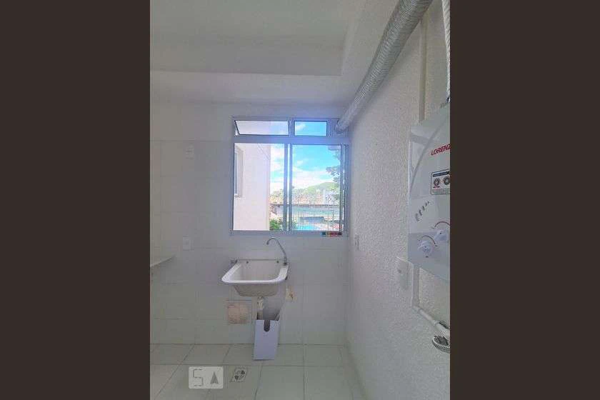 Apartamento de 2 quartos com cozinha separada e 40 m² — photo 6