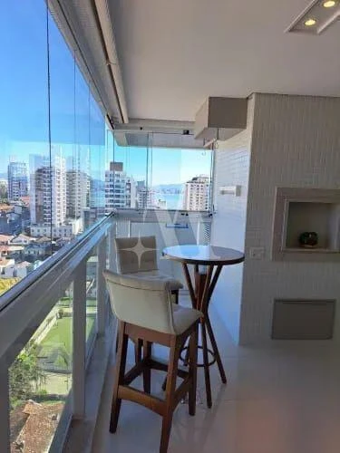 2-bedroom apartment with enclosed balcony and 129 m² — photo 5