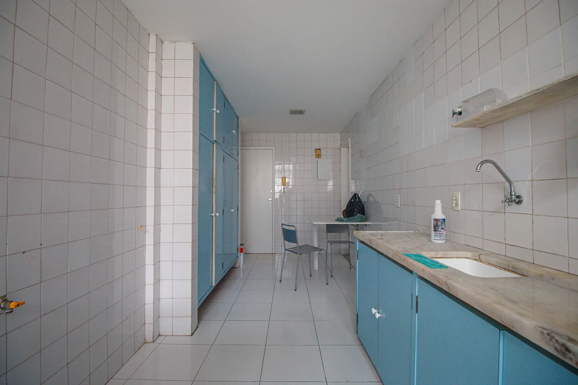 Unfurnished 2-bedroom apartment with 3 bathrooms — photo 6
