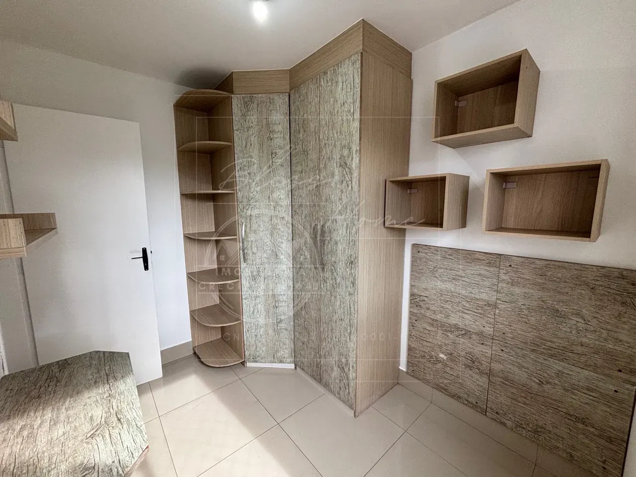 3-bedroom apartment with a closed kitchen and 2 bathrooms — photo 18