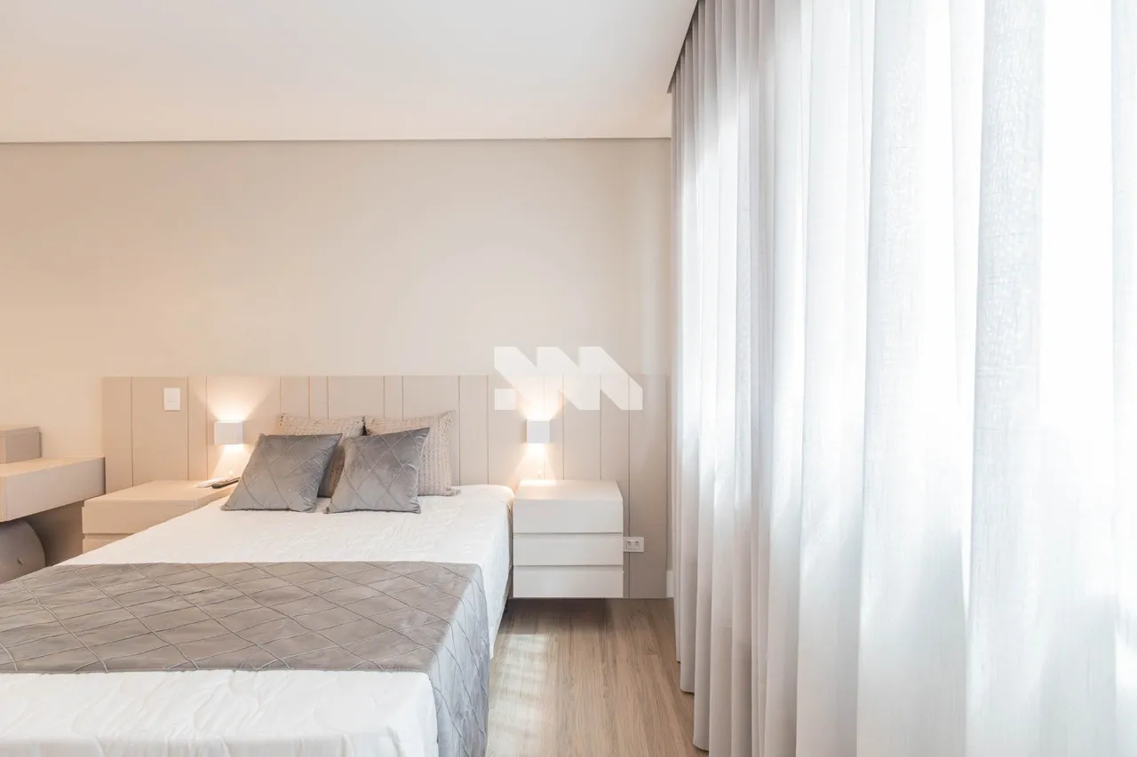 Furnished 1-bedroom apartment with 2 bathrooms — photo 17