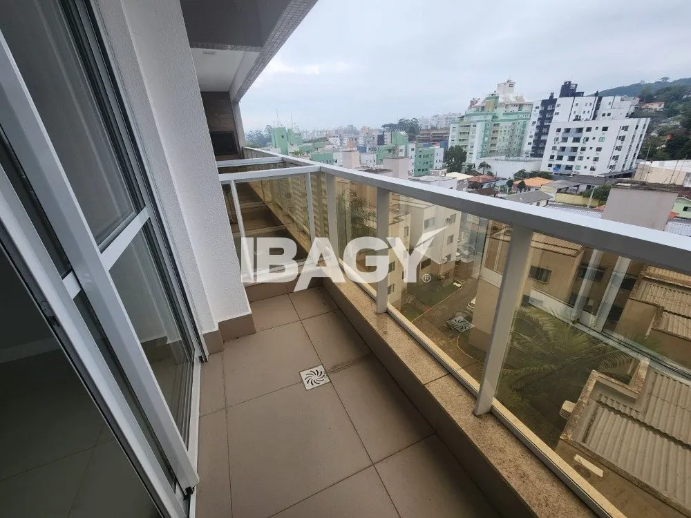 2-bedroom apartment in a building with a gym — photo 22