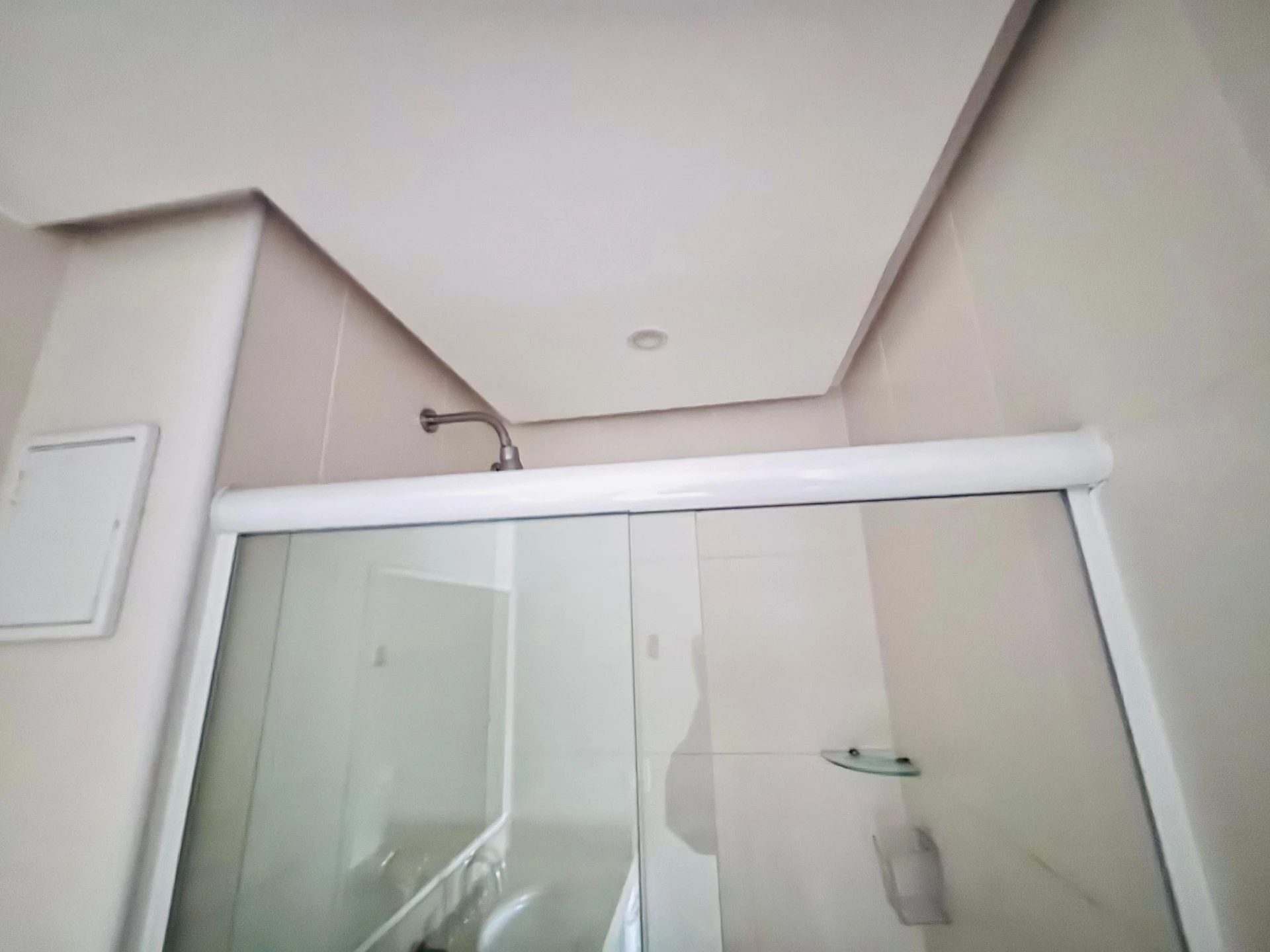 Furnished 2-bedroom apartment with separate kitchen — photo 16