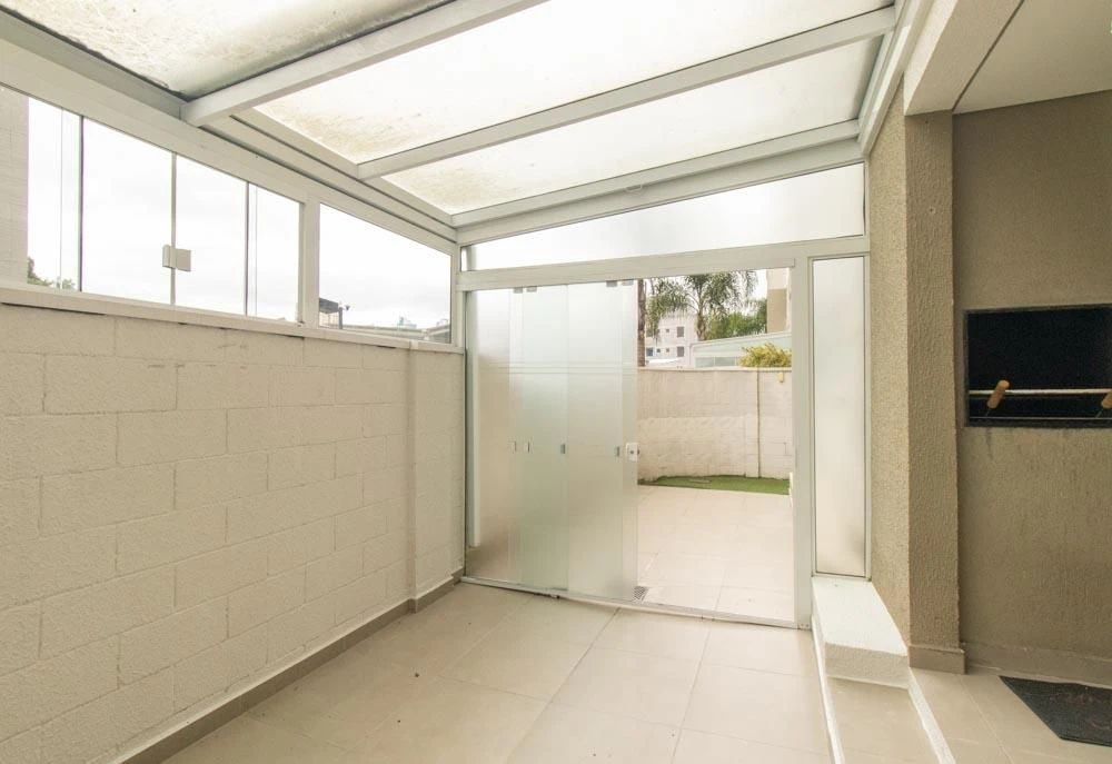 2-bedroom apartment with a private pool — photo 35