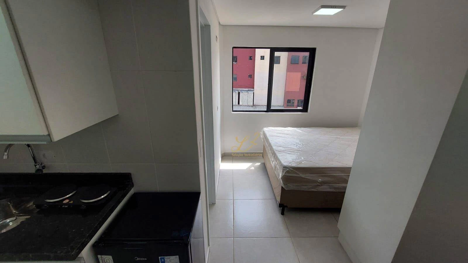 Furnished studio, 17 m², with a home office — photo 18