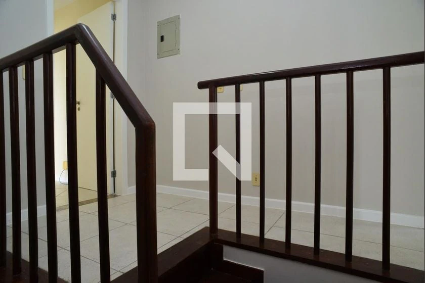 Квартира 200 м² з 3 спальнями та балконом — photo 24