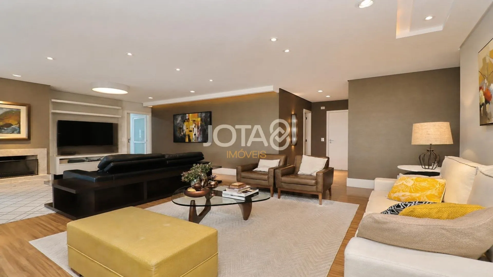 Furnished apartment, 267 m², with floor-to-ceiling windows — photo 9