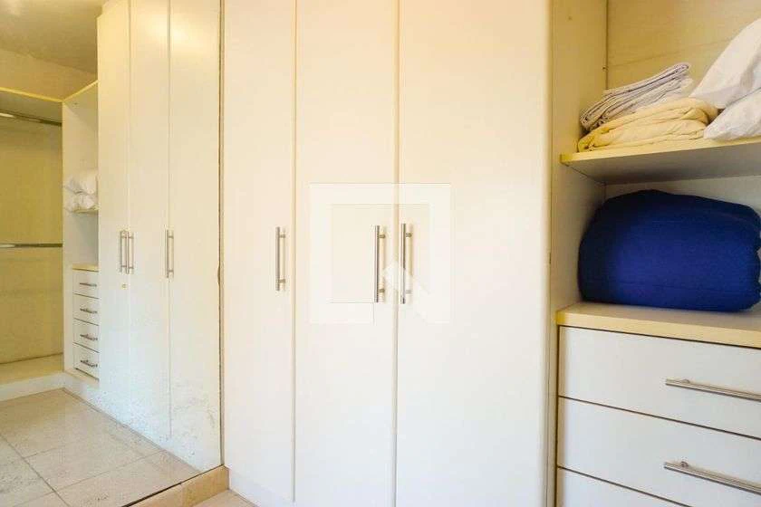 Apartamento amueblado de 68 m² con suite y cocina abierta — photo 17