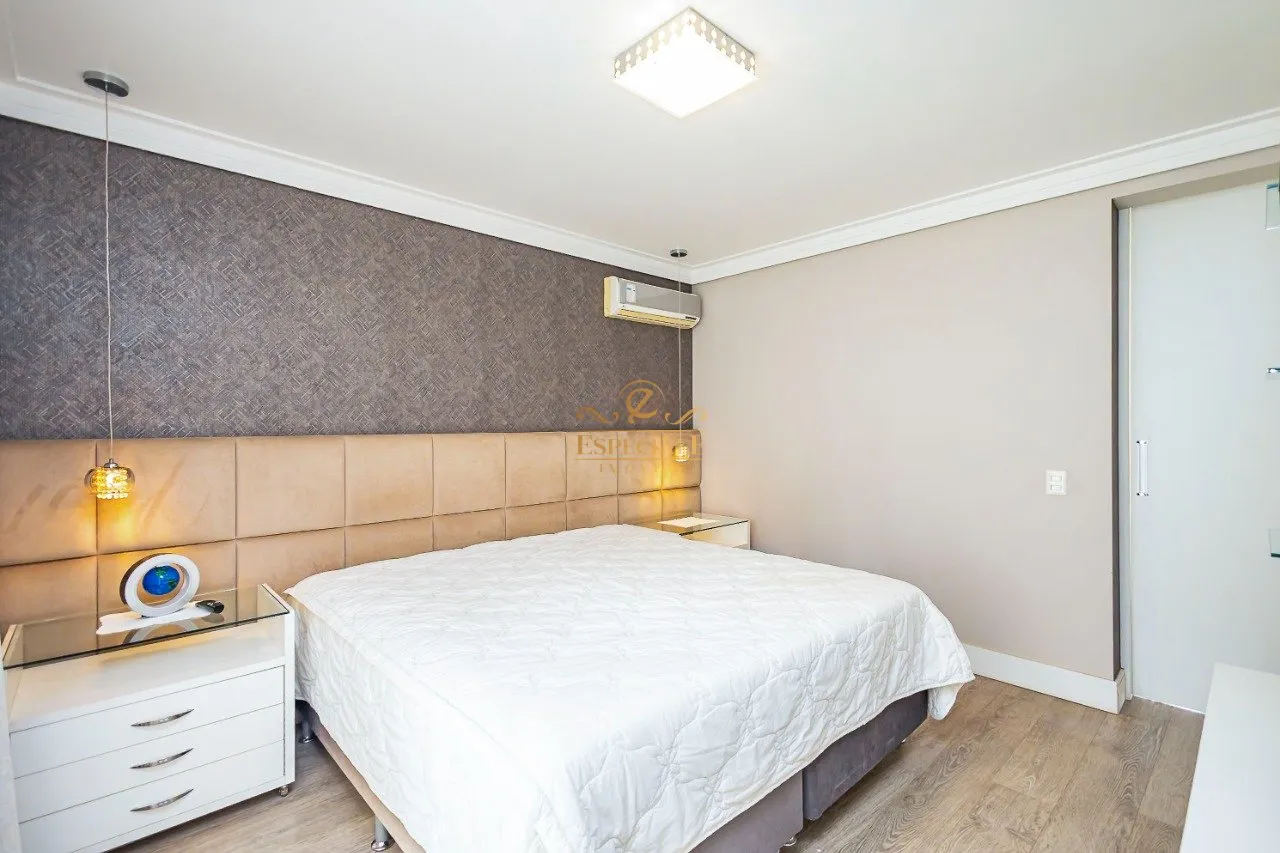 Furnished house with 4 en-suite bedrooms and private garden — photo 22